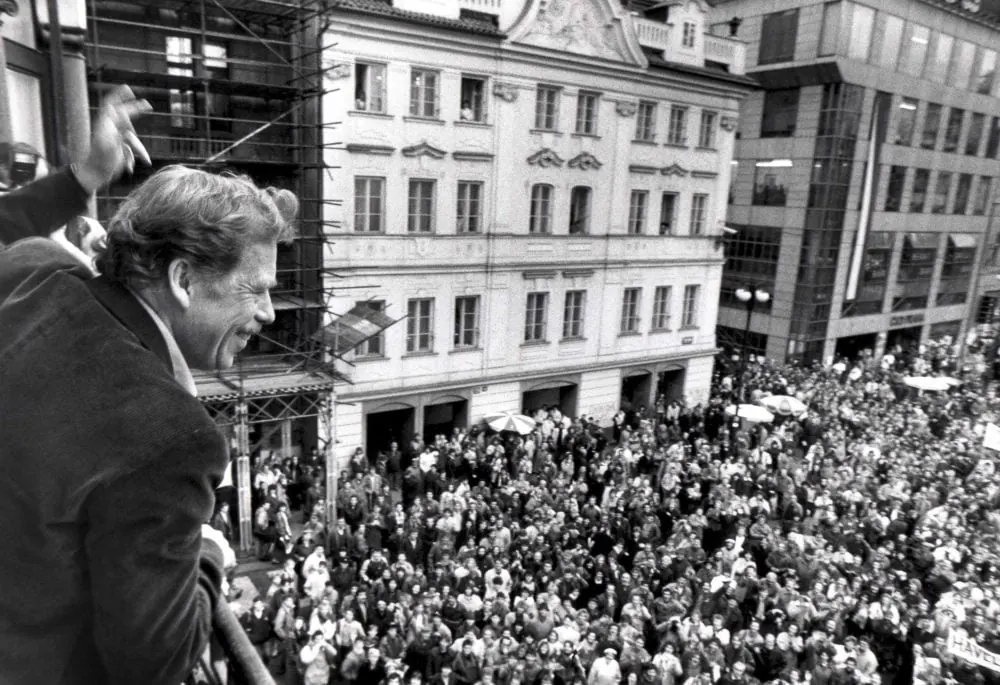 Václav Havel - Protest, Audience, Karlovy Vary